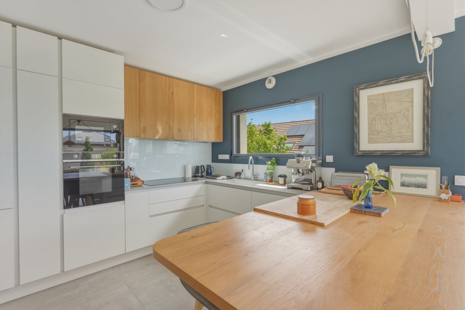 house 7 Rooms for sale on DIVONNE LES BAINS (01220)