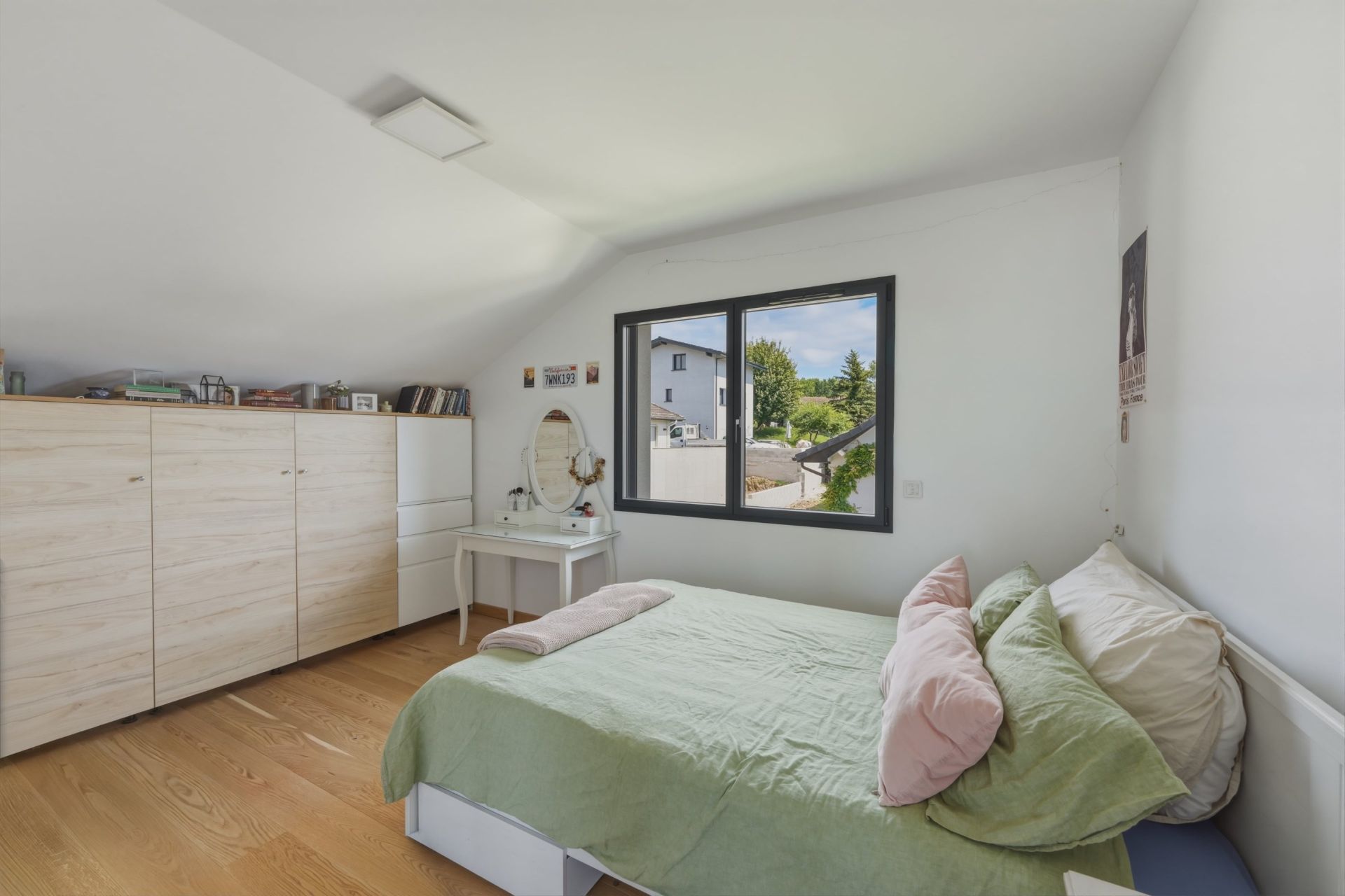 house 7 Rooms for sale on DIVONNE LES BAINS (01220)