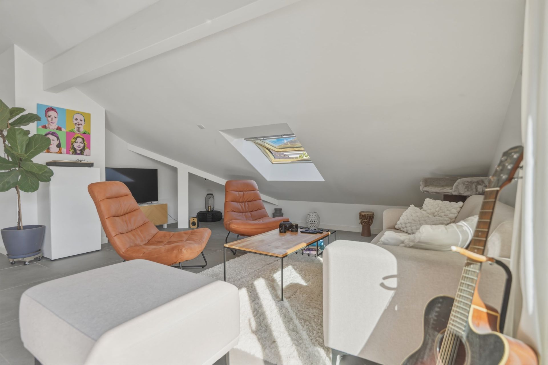 appartement 5 Pièces en vente sur DIVONNE LES BAINS (01220)