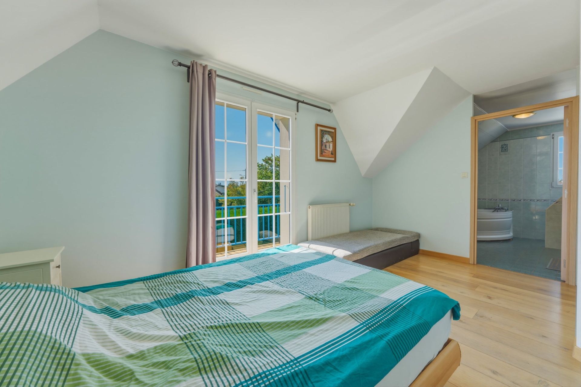house 5 Rooms for sale on ST GENIS POUILLY (01630)