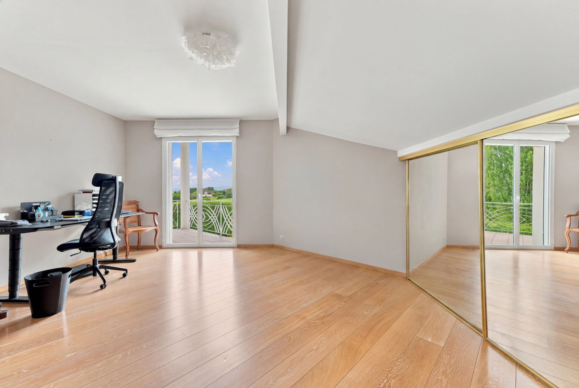 maison 6 Pièces en vente sur PREVESSIN MOENS (01280)