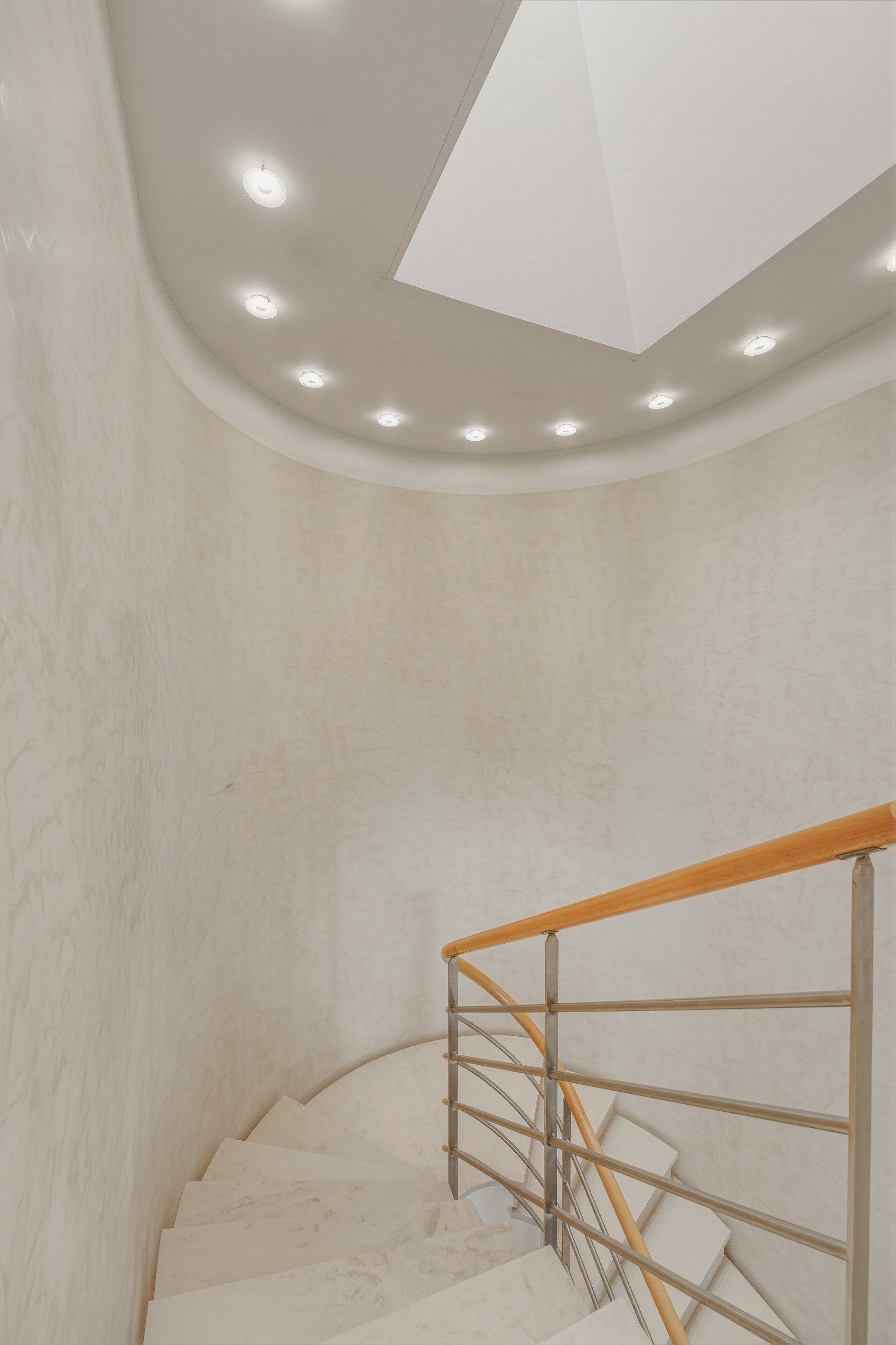 maison 12 Pièces en vente sur DIVONNE LES BAINS (01220)