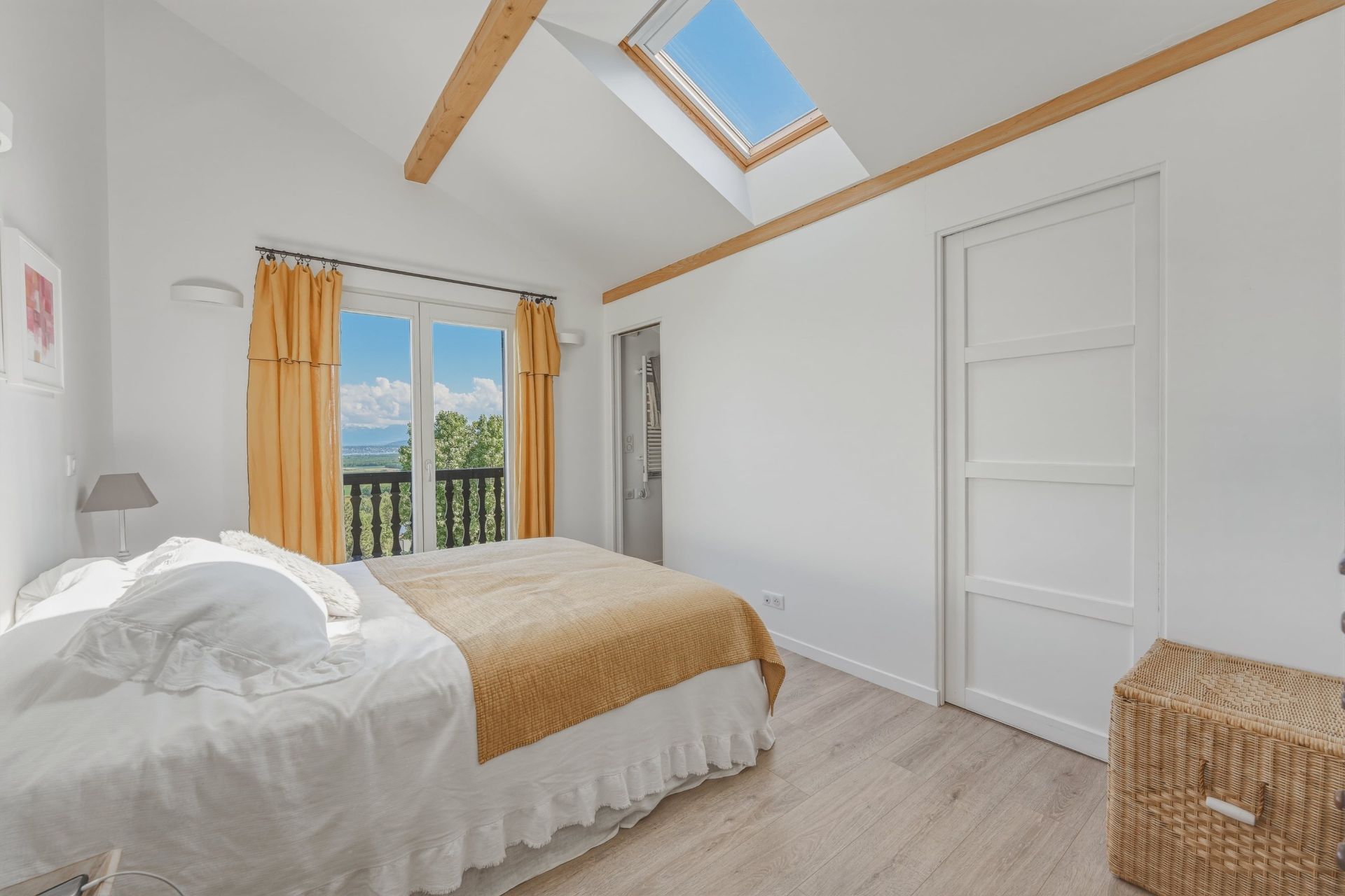 maison 8 Pièces en vente sur GRILLY (01220)