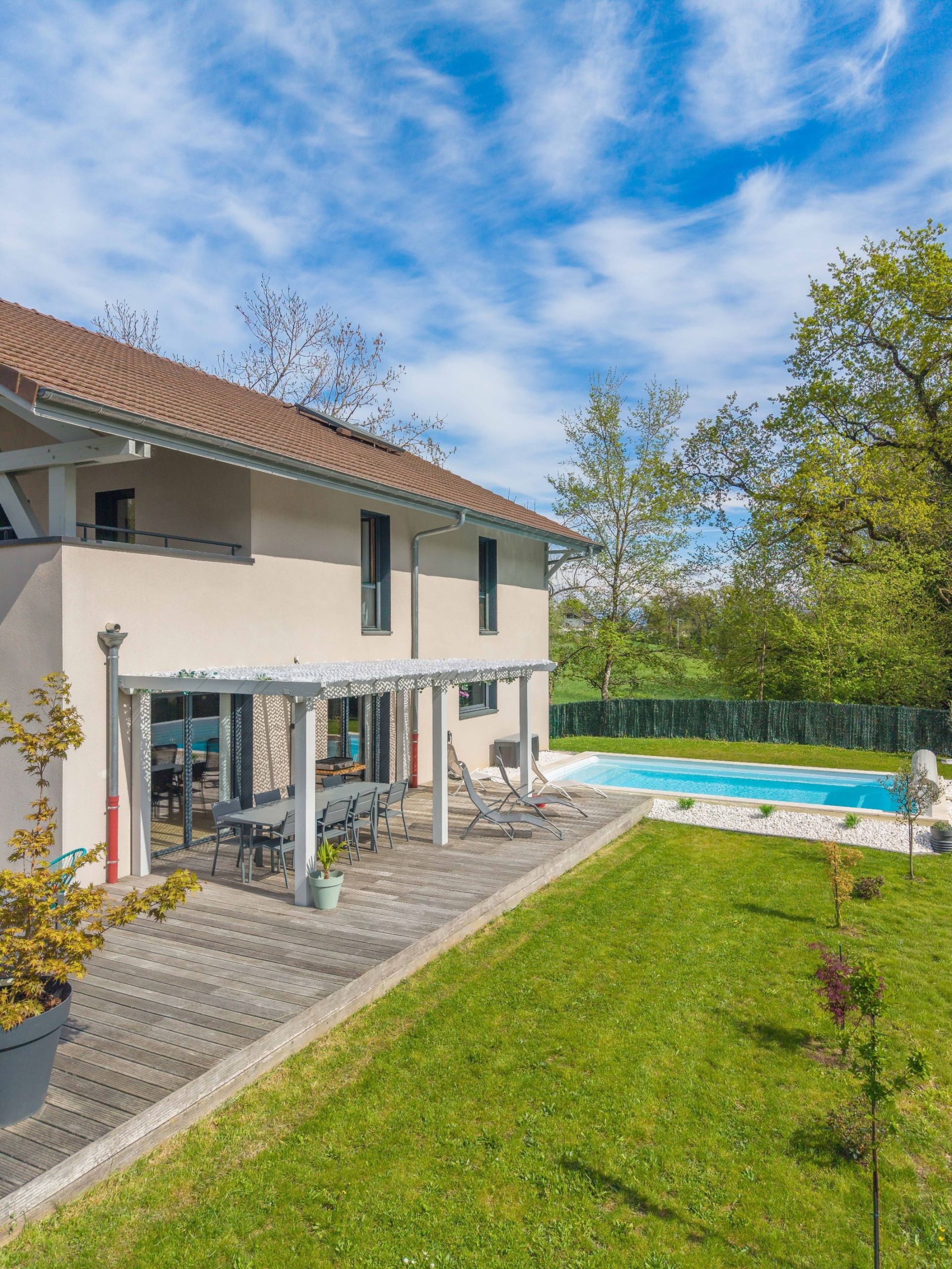 house 6 Rooms for sale on DIVONNE LES BAINS (01220)