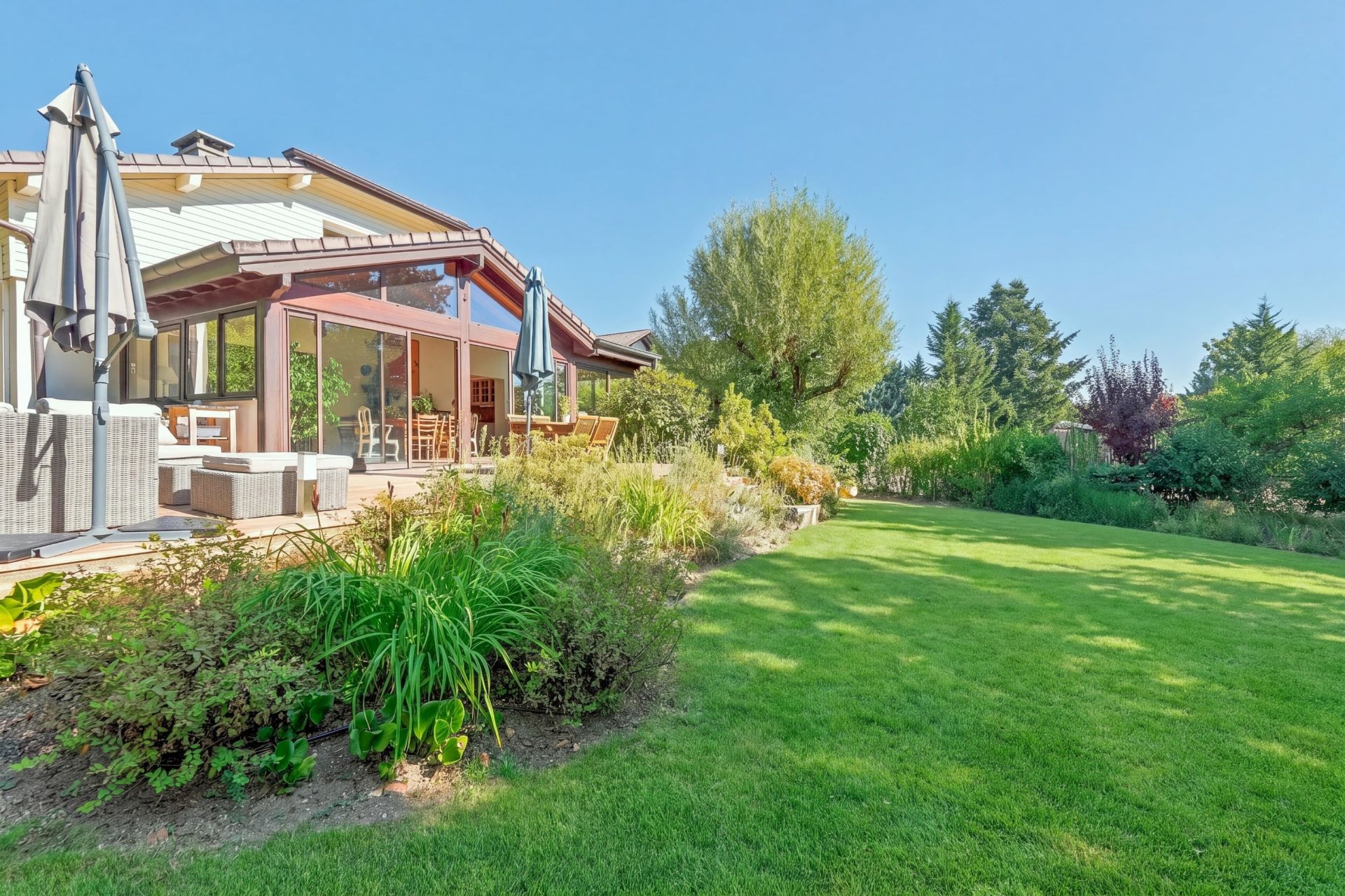 maison 8 Pièces en vente sur DIVONNE LES BAINS (01220)