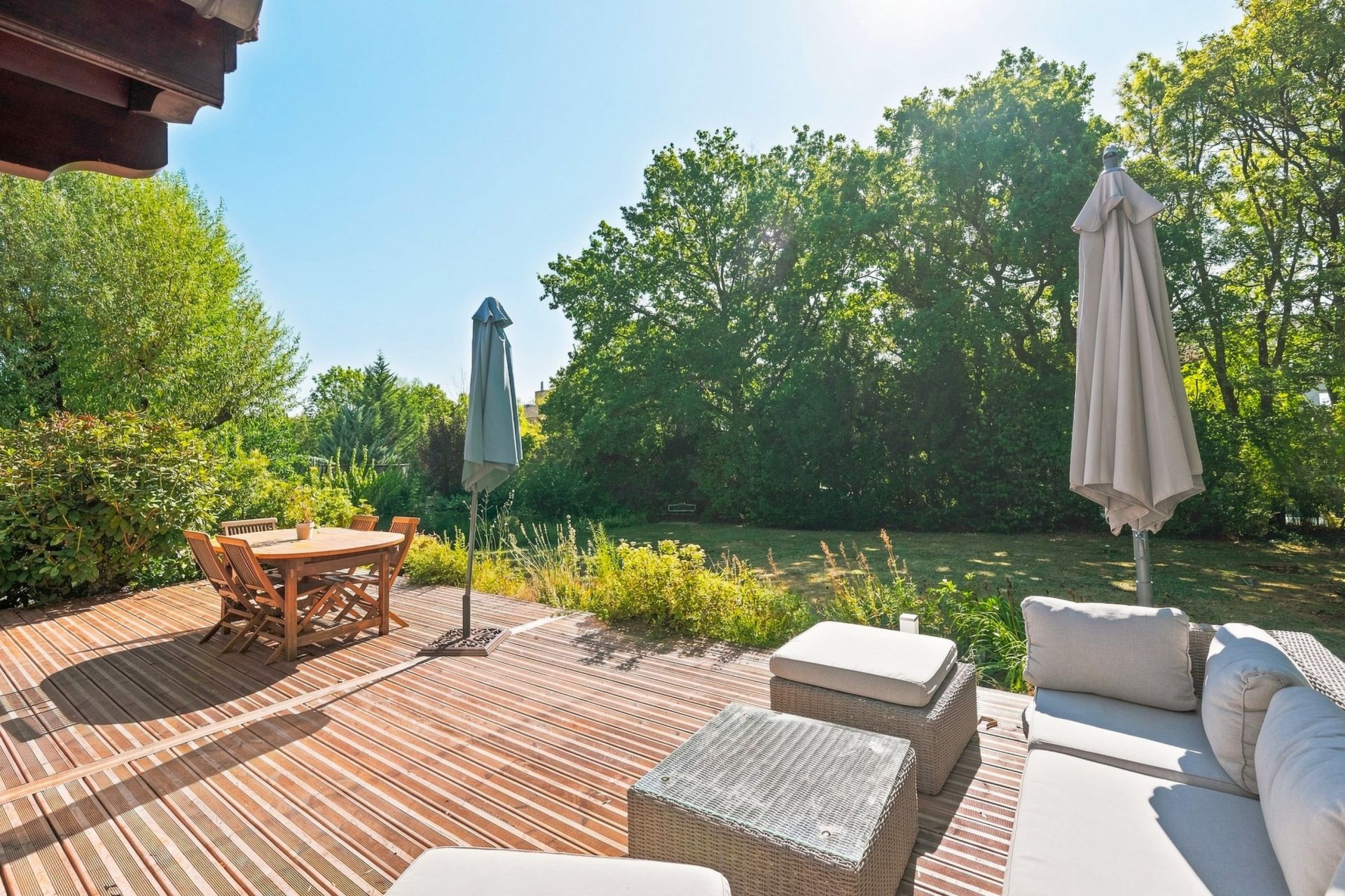 maison 8 Pièces en vente sur DIVONNE LES BAINS (01220)