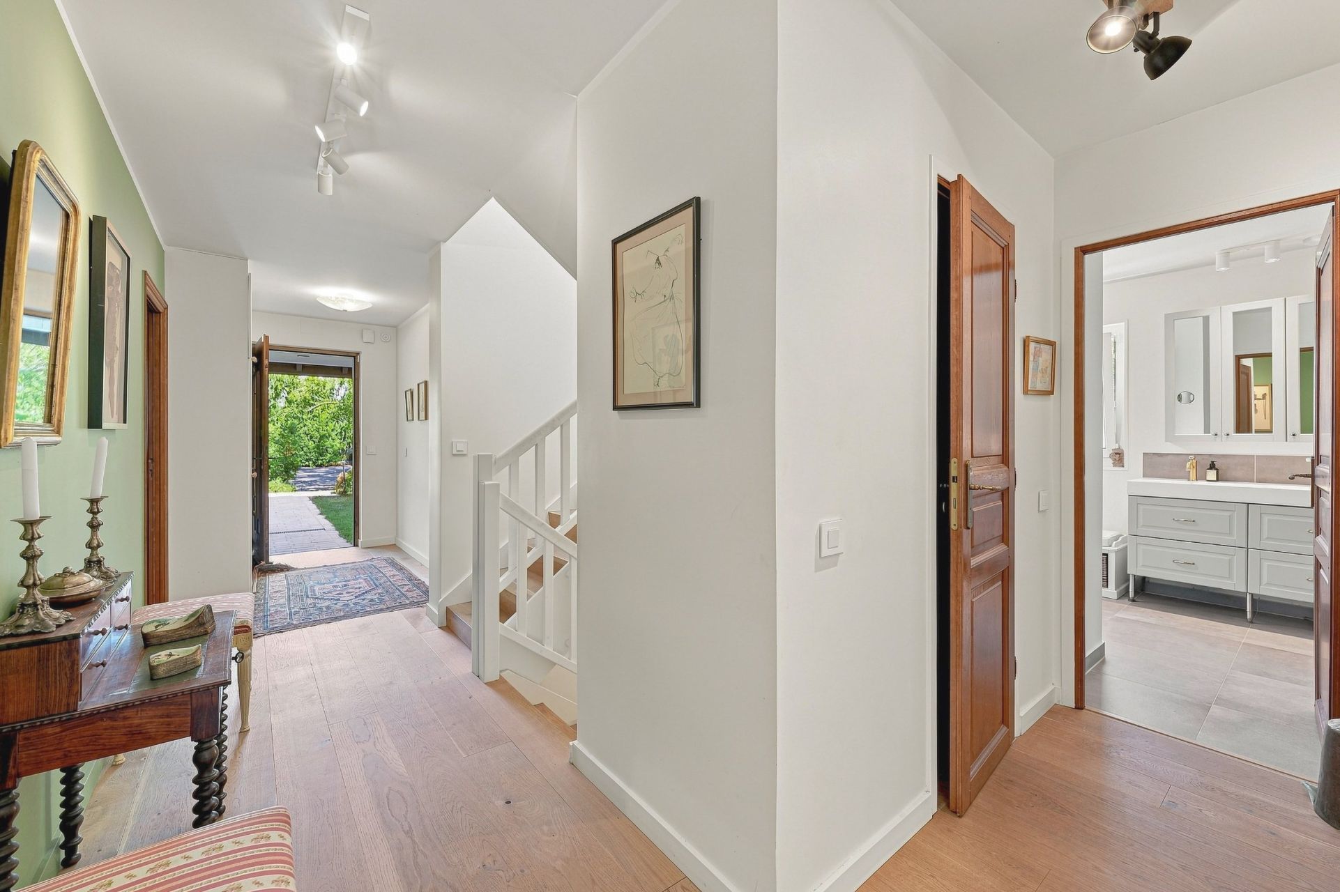 maison 8 Pièces en vente sur DIVONNE LES BAINS (01220)