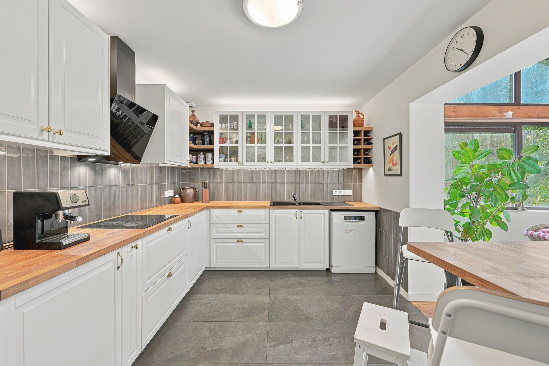 maison 8 Pièces en vente sur DIVONNE LES BAINS (01220)