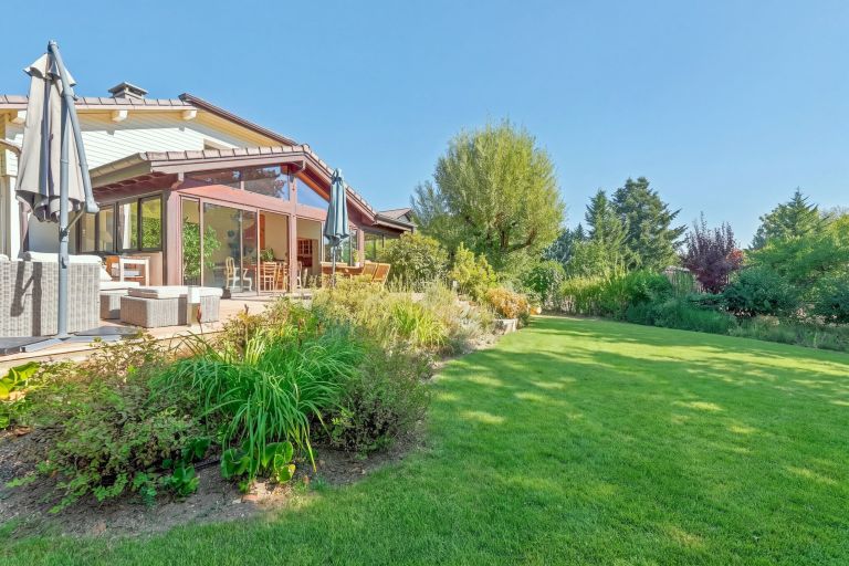 maison 8 Pièces en vente sur DIVONNE LES BAINS (01220)