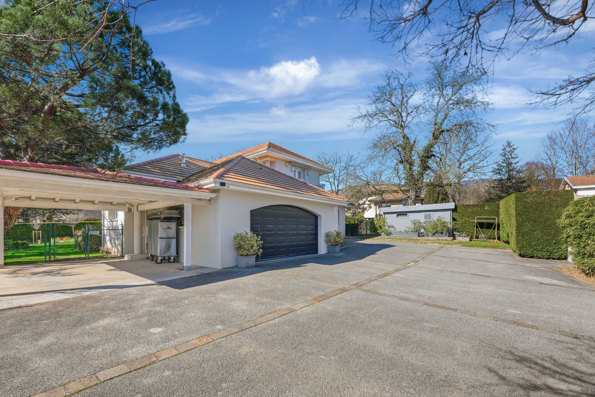 maison 9 Pièces en vente sur DIVONNE LES BAINS (01220)