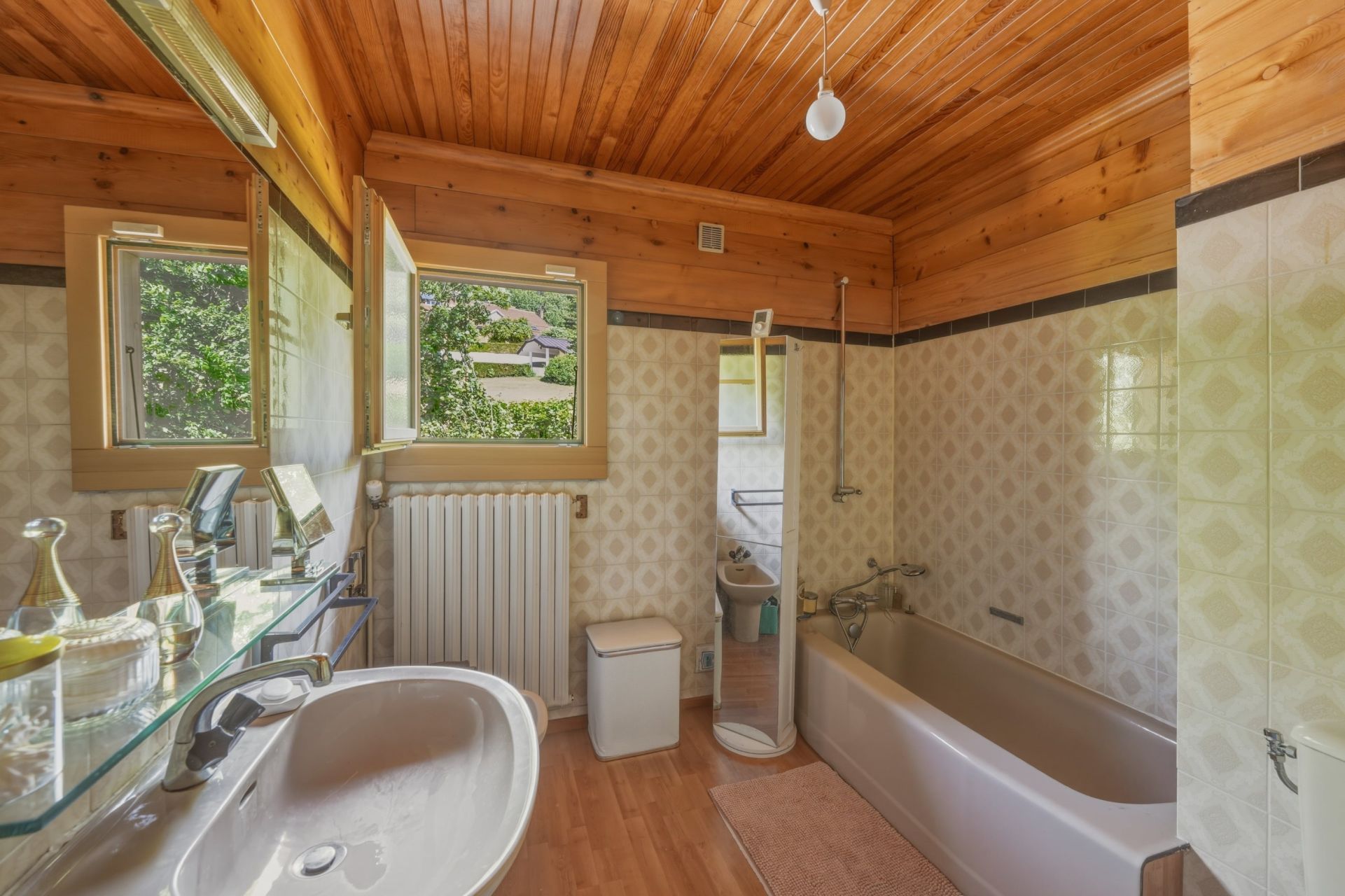house 4 Rooms for sale on DIVONNE LES BAINS (01220)