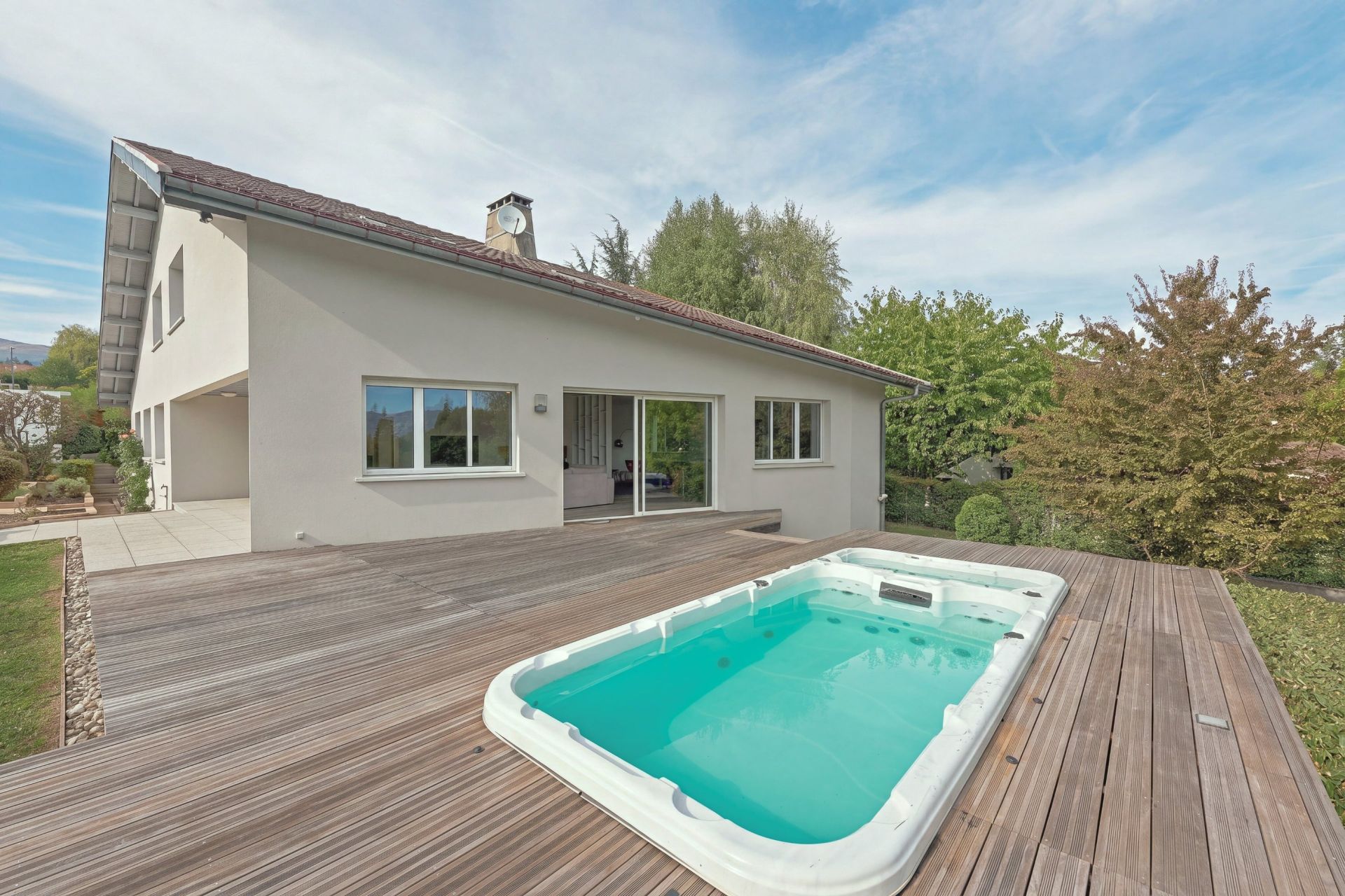 maison 8 Pièces en vente sur PREVESSIN MOENS (01280)