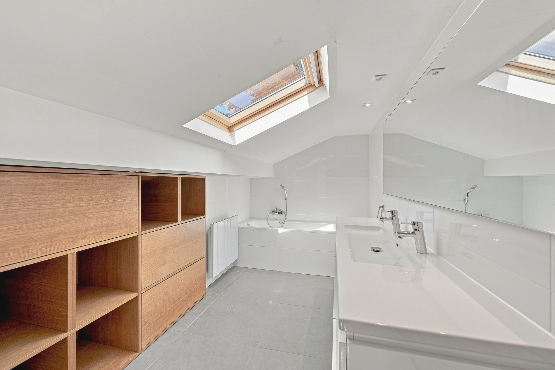 maison 8 Pièces en vente sur PREVESSIN MOENS (01280)