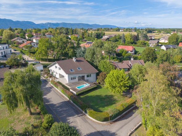 Vente Maison Prévessin-Moëns 8&nbsp;Pièces 564&nbsp;m²