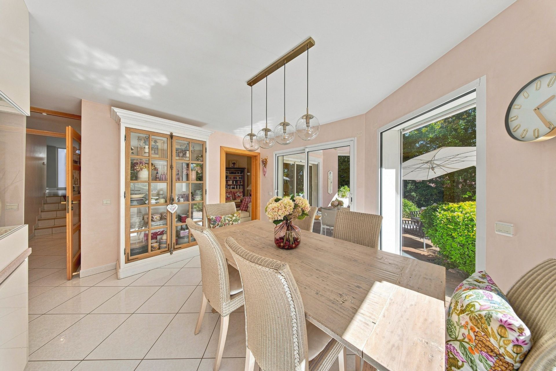 house 5 Rooms for sale on ECHENEVEX (01170)
