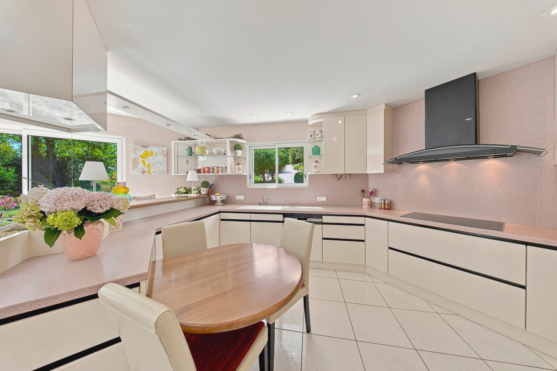 house 5 Rooms for sale on ECHENEVEX (01170)