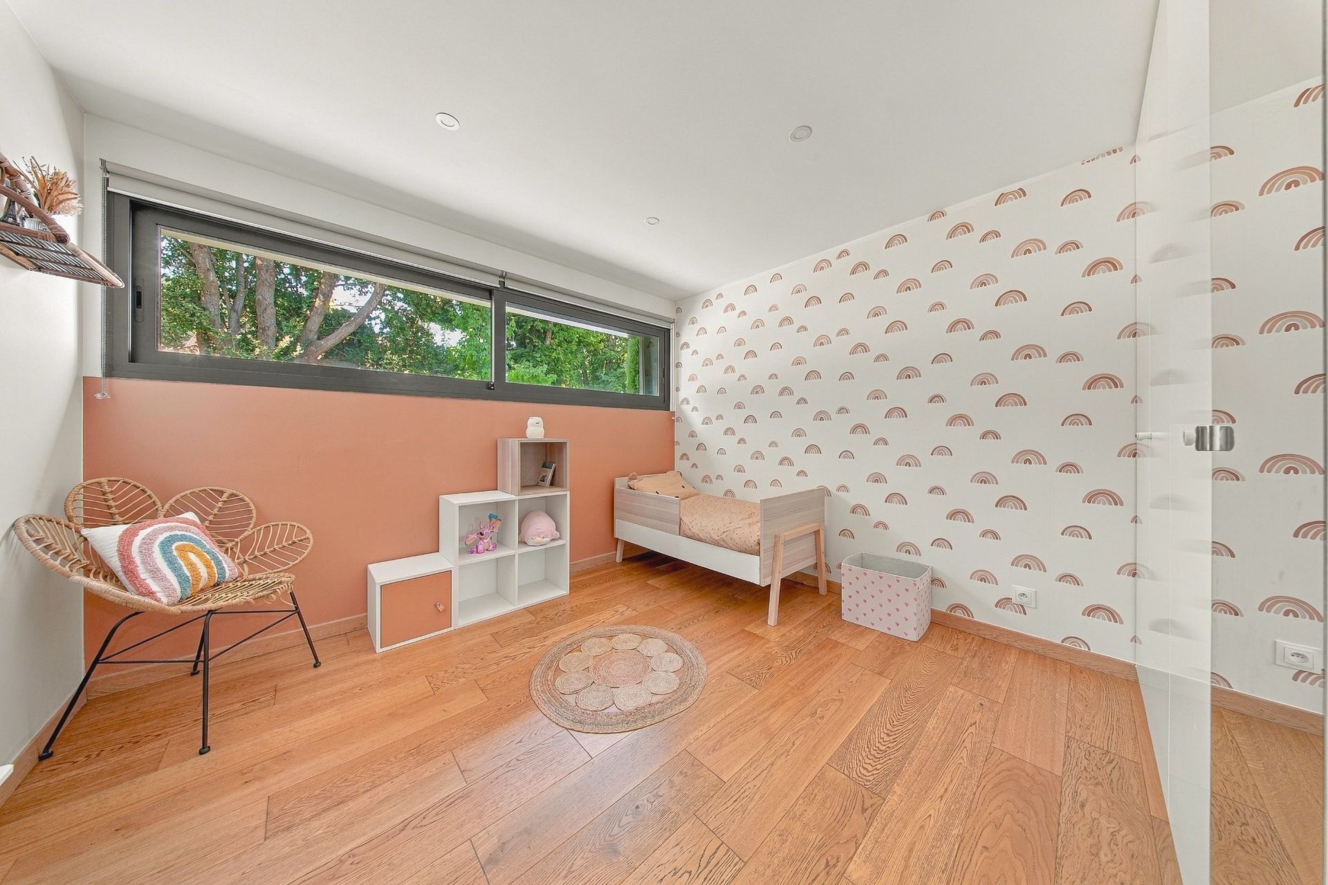 apartment 5 Rooms for sale on DIVONNE LES BAINS (01220)