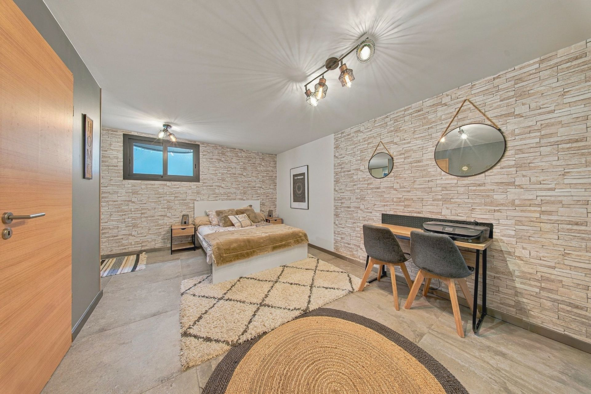 apartment 5 Rooms for sale on DIVONNE LES BAINS (01220)