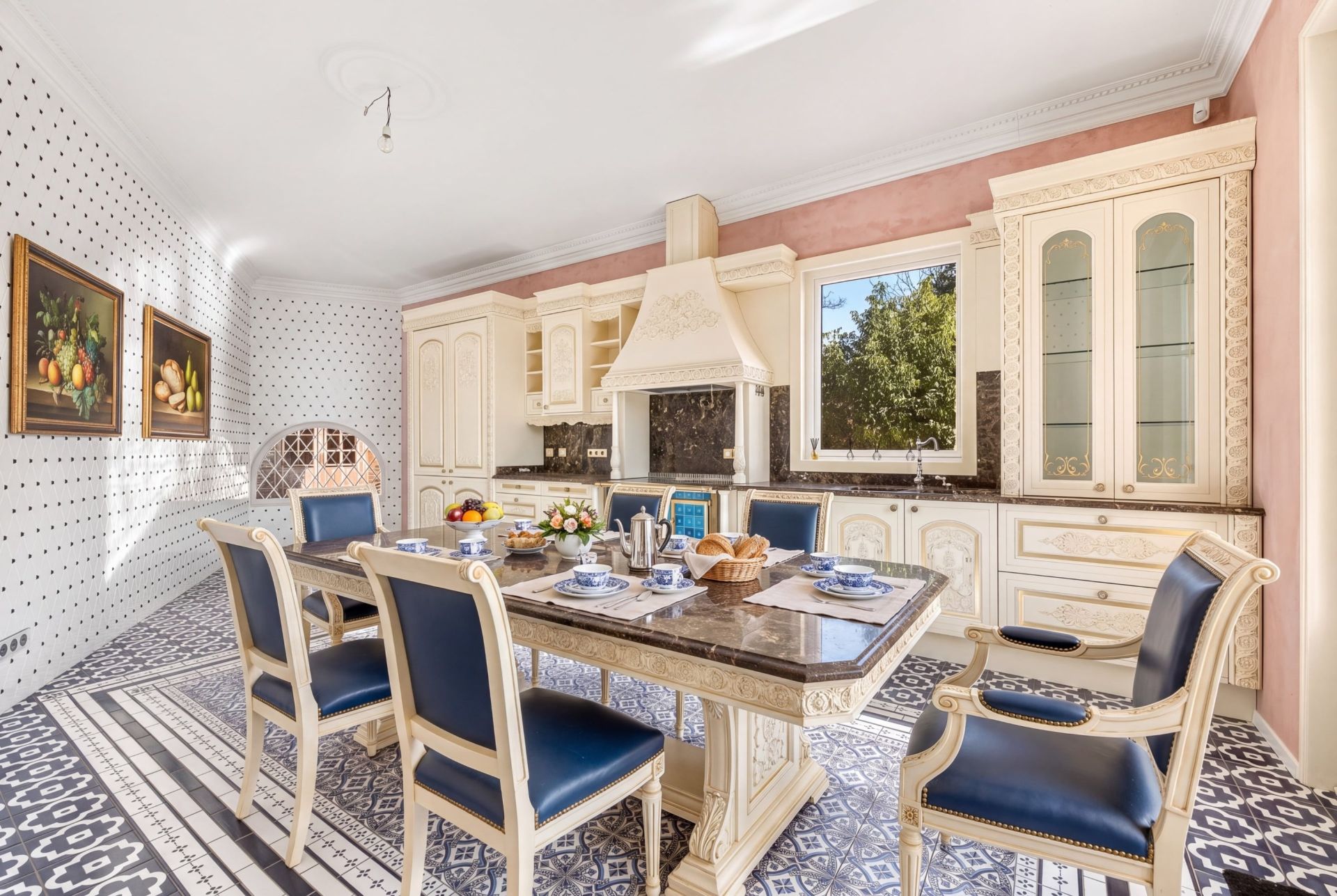 maison d'architecte 20 Pièces en vente sur GEX (01170)