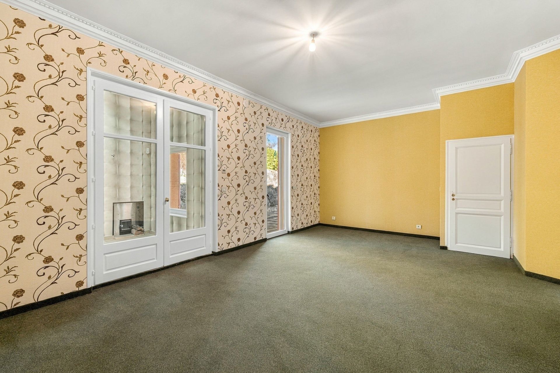 maison d'architecte 20 Pièces en vente sur GEX (01170)