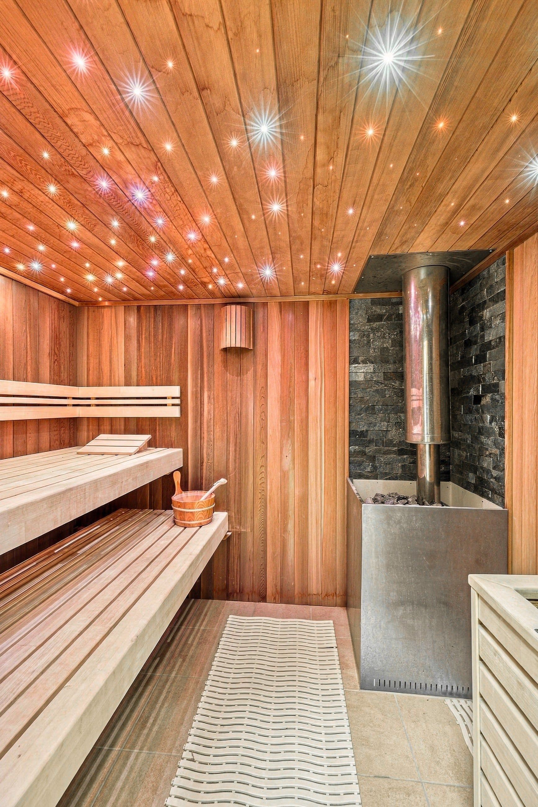 maison d'architecte 20 Pièces en vente sur GEX (01170)