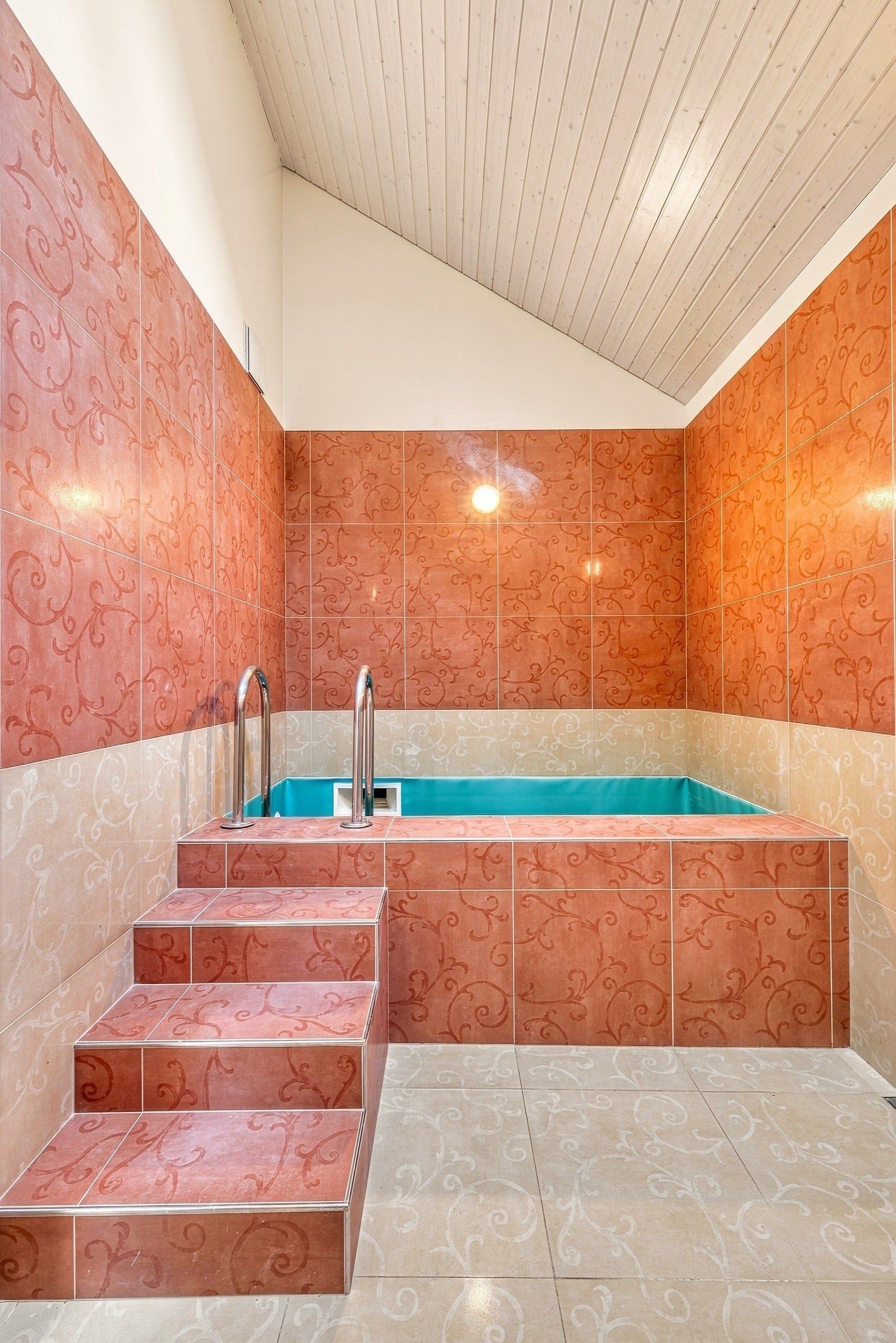 maison d'architecte 20 Pièces en vente sur GEX (01170)