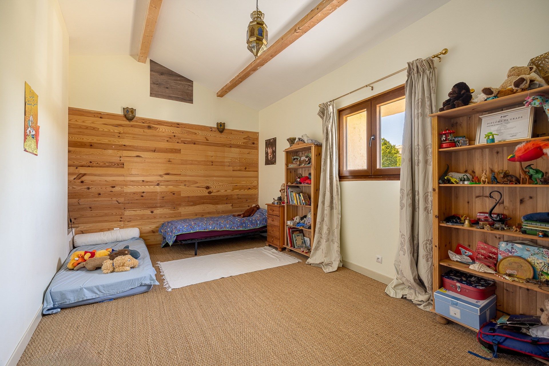 house 19 Rooms for sale on ST AMOUR BELLEVUE (71570)